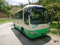  吉野中千本公園まで臨時バスが運行されています。今年は５月６日までだそうです。