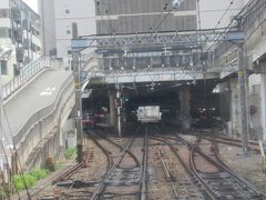 上大岡駅に停車します。＜ＫＫ４４＞
定刻１３時２４分着。泉岳寺から２９分。品川から２７分でした。

（つづく）