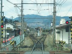 朝陽駅を通過します。
これより、終点長野駅まで複線区間となります。