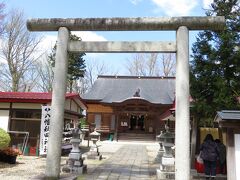 まずは近場の八幡秋田神社に向かいます。

ここは、神様のほかに佐竹の殿様も祀っているそうです。