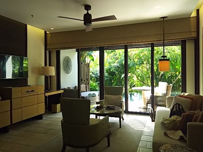 今日はいいお天気。<br />いつものスパに出掛けます。<br />ジンバランのクンティバリスパ。<br />クンティバリ愛は過去の旅行記にあります。<br />https://4travel.jp/travelogue/11358714<br />２度めのバリから毎回お邪魔しているので、ひとりでも送迎していただいています。<br />しかし、ヌサドゥアからは遠い。<br /><br />