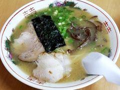 karatsunamiに載っとったあっさり豚骨ば注文&#127836;
豚骨と鶏ガラのWスープでスッキリした味わい
女性にも食べやすか味だと思います&#128516;