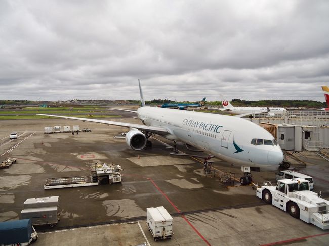 我が家の10連休そして平成最後の旅がスタート！<br /><br />まずはJAL7043便で香港まで。<br />コードシェアなので、キャセイ便で飛びまーす。<br /><br />