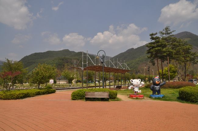 　レイルバイク利用者が九切里へ戻る風景列車ののりばです。