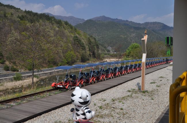 　レイルバイクがみえます。