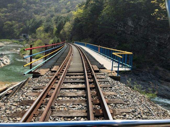 　鉄橋渡ります。