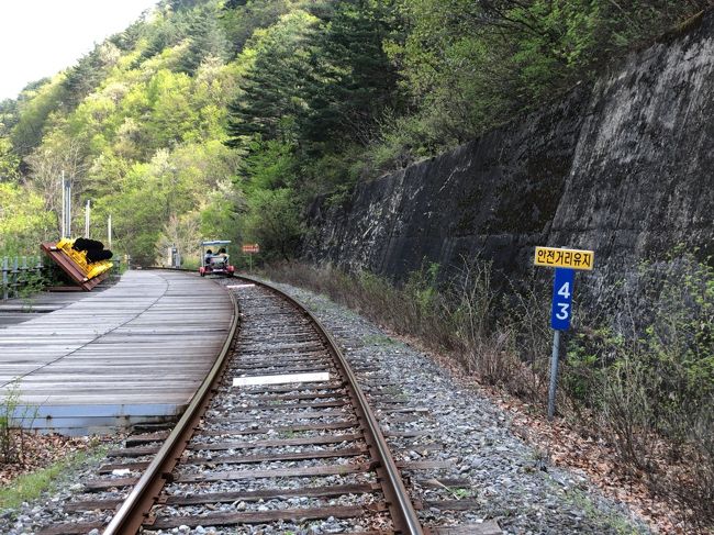 　43キロポスト<br />　休憩所かな？？