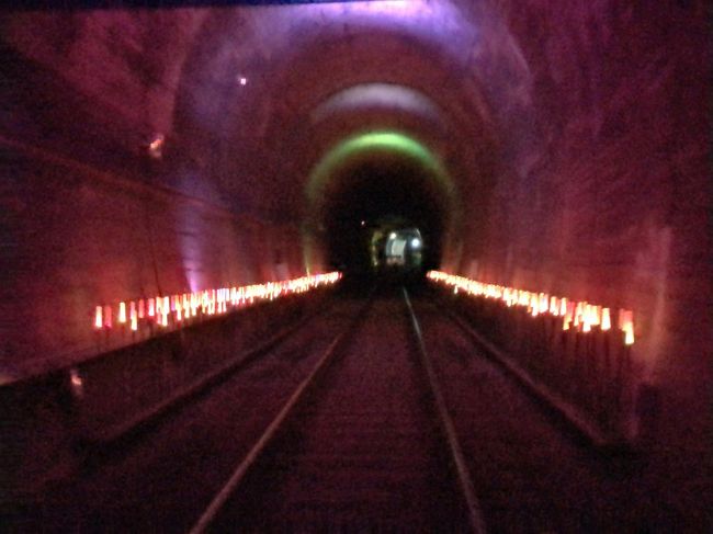 　トンネル結構長いです。