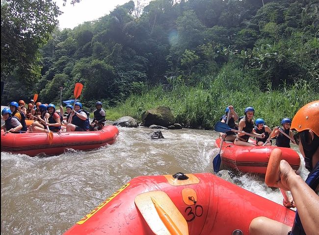 沢山のツアーが来てました