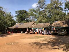 ベンメリアから車で一時間ほど走ってコーケー遺跡へ。