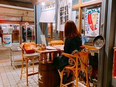 まずは、絶対候補NO1
「野菜の酒場　クサワケ」
4tra 憧れの「沖縄トラベラー」totoさんの旅行記に登場していたお店で
次に那覇に行ったら、必ず行こうと思っていた居酒屋さんです。