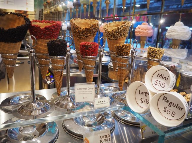 次はデザートにアイススクリーム！<br /><br />Venchi<br />住所★The Pottinger G/F Shop, phone 28680336, 21 Stanley Street, Central, 香港