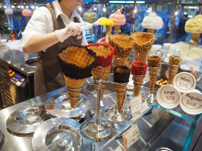 わくわく！<br />小さいのを選びましたが、日本でカード請求みてびっくり１０００円。笑<br />ちゃんと計算しないってこわい。笑