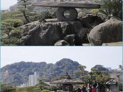 仙巌園 庭園コース ガイドツアー 

庭園に入るとまず一番に目を引くのがこの灯篭♪
ガイドさん : この灯篭の上にのっているのは何だと思われます？
正解(？)は、、獅子、、
『獅子乗大石灯篭』

明治17年(1884年)に島津忠義が造らせたもの、、
この灯篭は庭園の中で最も大きなもので、
畳八畳ほぼもある大きな石を笠石にしています、、
獅子は「飛獅子」と呼ばれ、桜島の方向を向いています、、