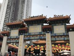 今年もやってきました。

願えば叶うの香港の神様。そして最強のパワースポット。

私「ここで恋愛運と結婚運爆上げするために私は来たんや…」
祖母「本当いい人現れないとやばいよアンタ。」

やばいと言われるとは思ってなかった孫。笑