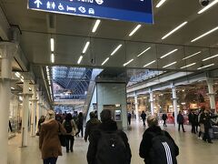 あっという間にパリ北駅に到着！（１時間時差あり）
入国手続きはすでに乗車時に済んでいるので普通に電車を降りたら地下鉄などの駅へ移動。

私たちはRERB線パリ北駅からホテルに向かいましたが、結構分かりにくくて迷いました。