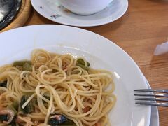 イタリアンの軽井沢プリモ。

サラダとスープ付きのスパゲティ。