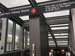 地下鉄①サウスフェリー駅終点到着です。
