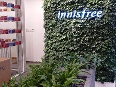 innisfreeの上海旗艦店です。
