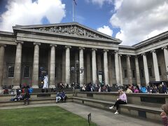 まずホテルからすぐの大英博物館へ。ロンドンは、博物館、美術館がダダなのは嬉しい