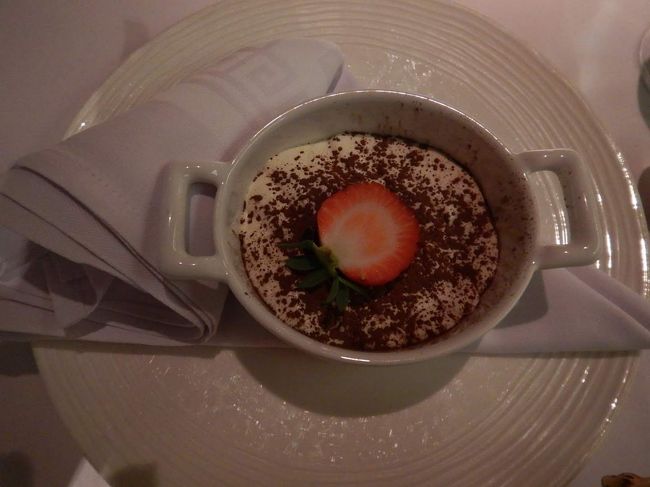 イタリアンならデザートはやっぱりティラミス！