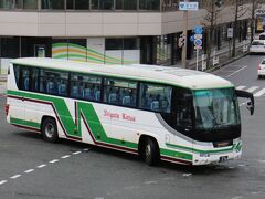 高速バスも・・・時間も限られるので・・・この辺で終了、空港に向かいます。