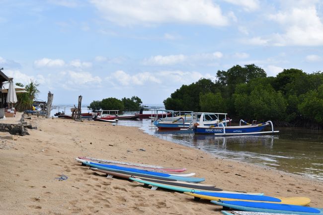 身支度を整えて、ここからシュノーケルスポットまでボートで移動します。