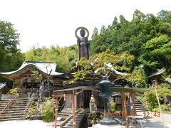 12時43分到着です。

第35番札所 醫王山 鏡池院 清瀧寺　
いおうざん きょうちいん きよたきじ
宗　派： 真言宗豊山派 
住　所： 〒781-1104　高知県土佐市高岡町丁568-1 
電　話： 088-852-0316 
駐車場： なし（普通20台境内への乗り入れ可）
 （マイクロバス、 大型車は山道のため通行不可） 
宿　坊： なし
