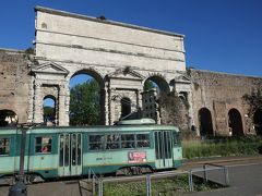 中部イタリアの小さな街を目指してローマ出発