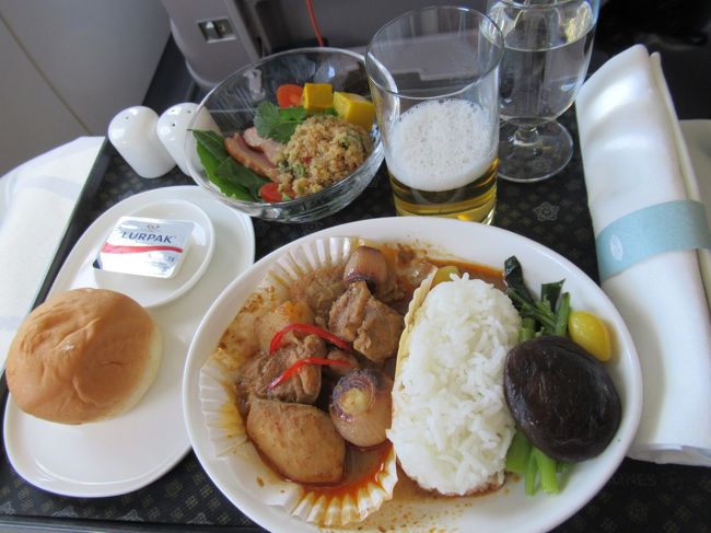機内食　チキン