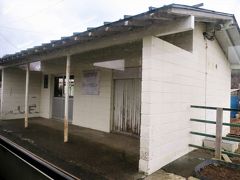 15:47　大川平駅に着きました。（三厩駅から11分）

津軽線・蟹田駅～三厩駅間 （28.8 km）は、1958年（昭和33）に延伸開業しているため、開業当初の駅舎が多く残っています。