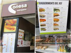サン・ジャウマ広場にあるボカディージョのお店『Conesa(コネサ)』お店の入口にある写真を見ながら選ぶ。とにかく種類が豊富で迷う～！テイクアウトします。