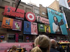 タイムズスクエア、ブロードウェイ近辺の街並み。広告の仕事しているだけに、海外の広告はついつい見てしまう。ビビットカラーがアメリカっぽい？