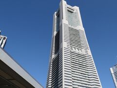 11:25  予約していたレストランに到着。横浜ランドマークタワーです。