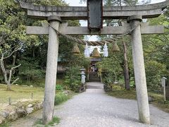 兼六園をひと通り見てから、金澤神社へ。
