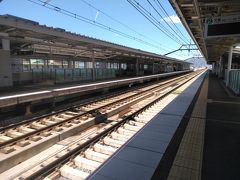 ●阪急洛西口駅

高架の綺麗な駅です。
洛西方面へはバスしかないため、この駅がバスへの接続の役目をしてそうです。

