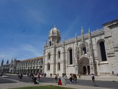 リスボンで唯一、絶対行くぞと決めていたのが、ジェロニモス修道院！