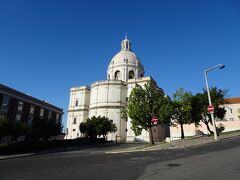 サンタ・エングラシア教会