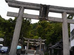 美保神社へ来ました。もう、この頃はしょぼふる雨に写真も撮れず・・
戎様の総本山だそうです。