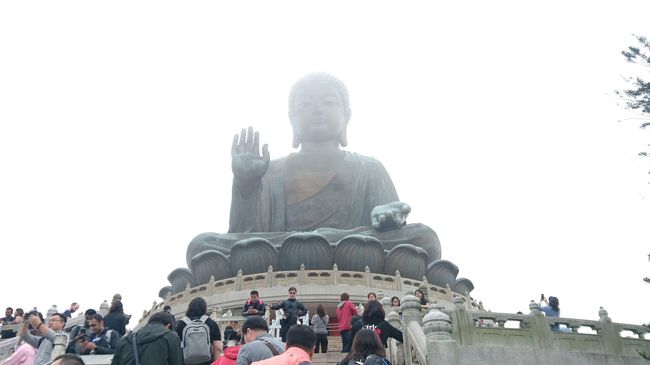 やっと頂上。<br />ぐるっとまわって降ります。