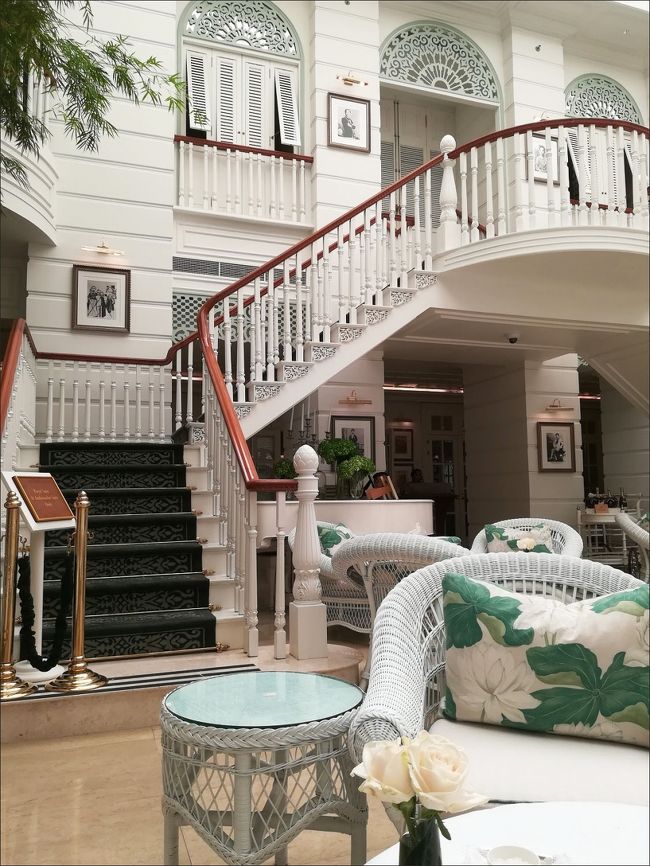 アサインされたテーブルも<br /><br />この階段の真ん前だったので、多少の落ち着かなさはありましたが、<br /><br />全体を見渡せるという意味では、非常に良いポジションです。