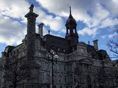 モントリオール市庁舎
(Montreal City Hall)