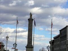 ジャックカルティエ広場のネルソン像
(Nelson's Column @ Place Jacques-Cartier)