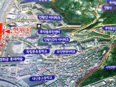 6:30 地下鉄3号線の｢独立門」に着きました。②番出口を出て、地図右上の仁王寺を目指します。