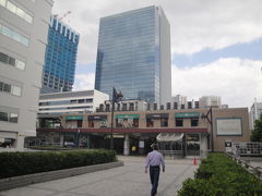 田町駅から山手線で有楽町駅に向かいます。