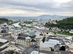 こちらは旧市街側。

ザルツブルクは『ザルツブルク市街の歴史地区』として、世界遺産に登録されているんですよね。