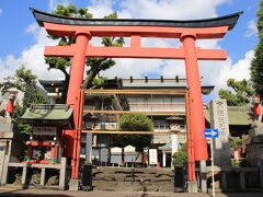 最後に京浜伏見稲荷神社へ。
京浜伏見稲荷神社は、戦後早々の昭和26年に京都・伏見稲荷大社を勧請し創建された比較的新しい神社です。