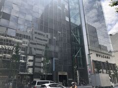 地下鉄を上がるとティファニー銀座本店にブルガリが見えます。
お友達との約束まで一時間以上あるのでぶらぶら
久々の銀座～～