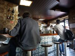 このお店も、ビファナがおいしいとのことで、行ってみた。
ここのビファナは、生姜焼き感は全然なかったけど、なるほど、唐辛子を感じられた。お店によって味が違っておもしろい。