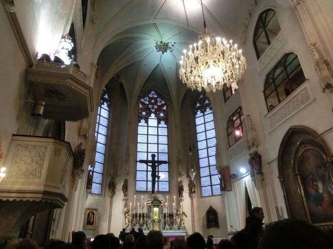 ウイーン少年合唱団の日曜礼拝。<br />インターネットから予約できます。